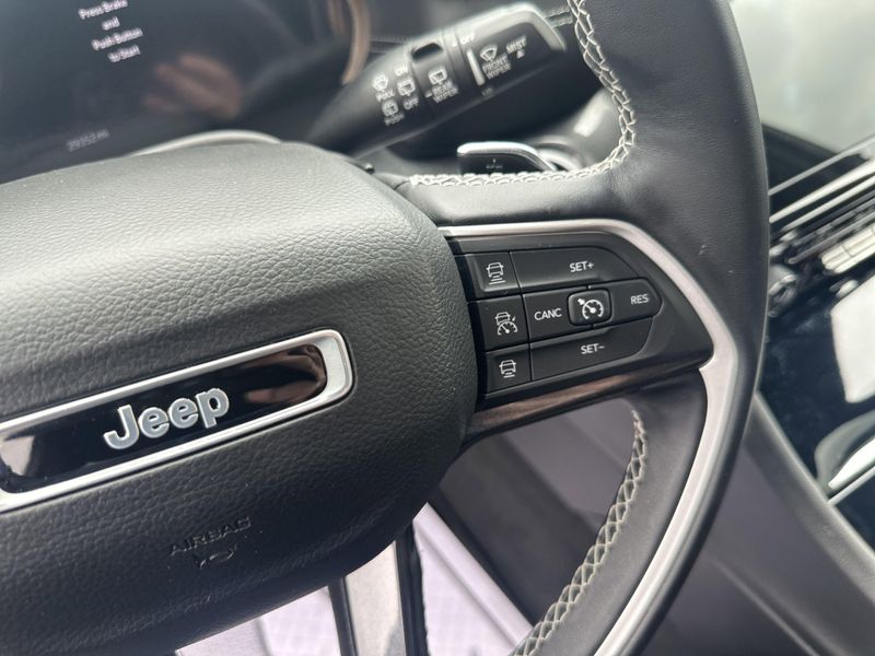2022 Jeep Grand Cherokee AltitudeImage 24