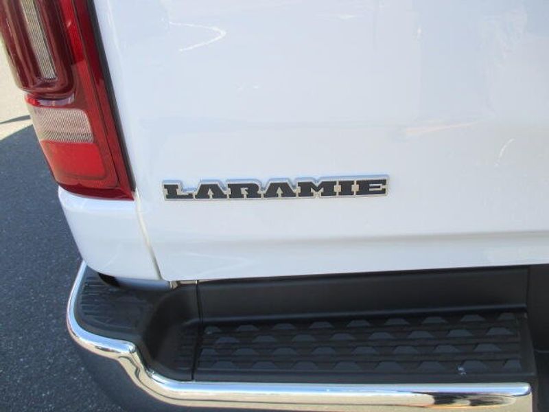 2024 RAM 1500 Laramie Crew Cab 4x4 6