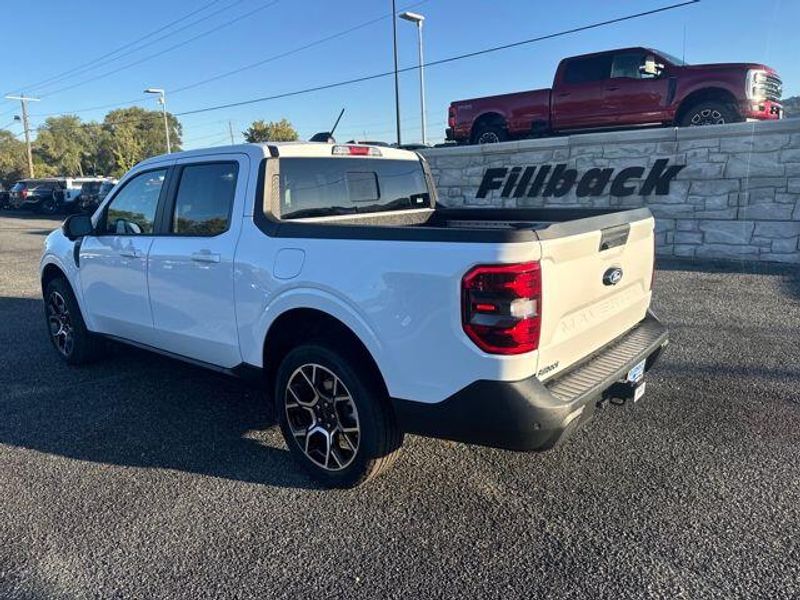 2025 Ford Maverick Lariat photo 3