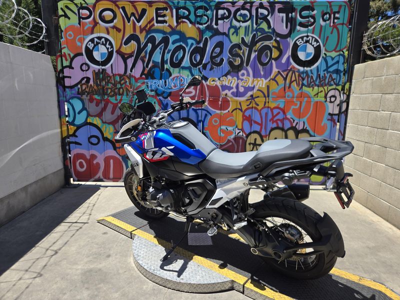 New 2025 BMW R 1300 GS Image 8