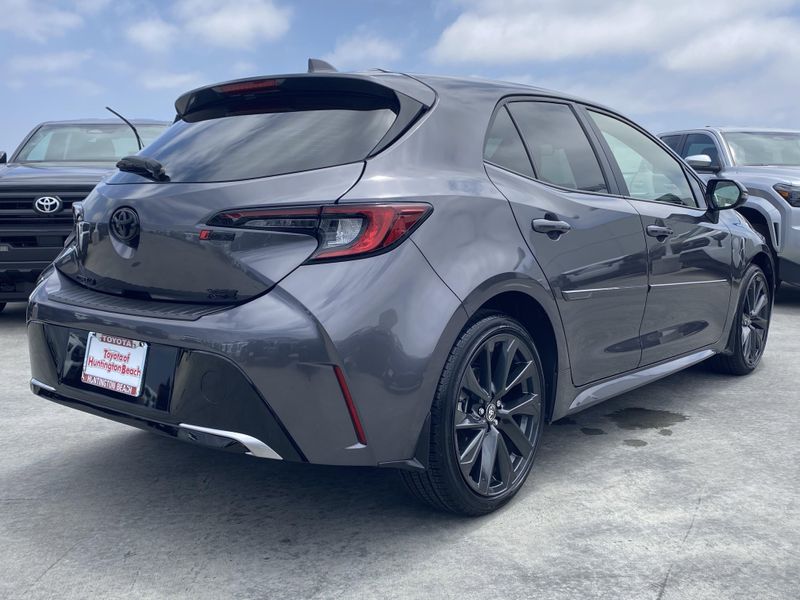 Used 2025 Toyota Corolla Hatchback XSEImage 3