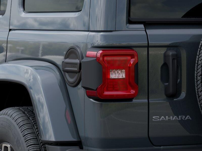 New 2026 Jeep Wrangler 4-door SaharaImage 35
