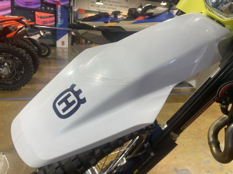 Used 2025 Husqvarna FE501W Image 28