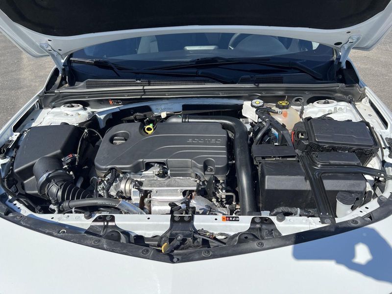 2023 Chevrolet Malibu 1LT photo 30