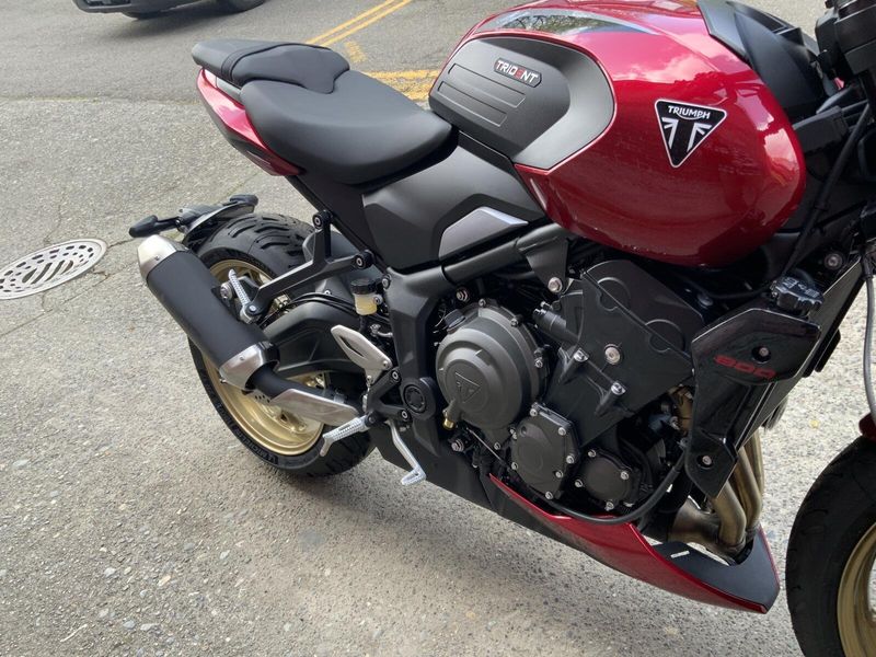 2026 Triumph TRIDENT 800