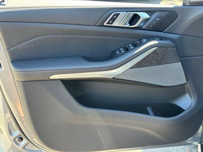 New 2026 BMW X5 sDrive40iImage 15