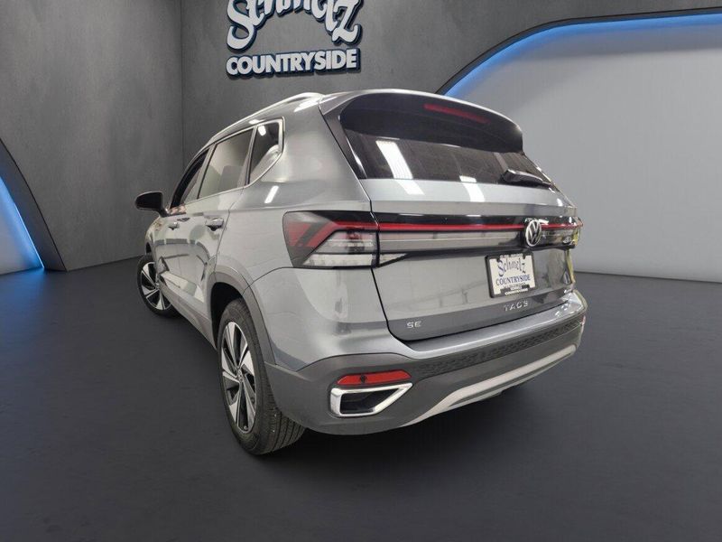 Used 2025 Volkswagen Taos SE 4-Motion AWDImage 10