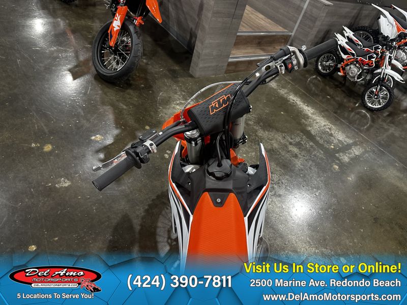 2024 KTM 300 SX  in a ORANGE exterior color. Del Amo Motorsports of Redondo Beach (424) 304-1660 delamomotorsports.com 