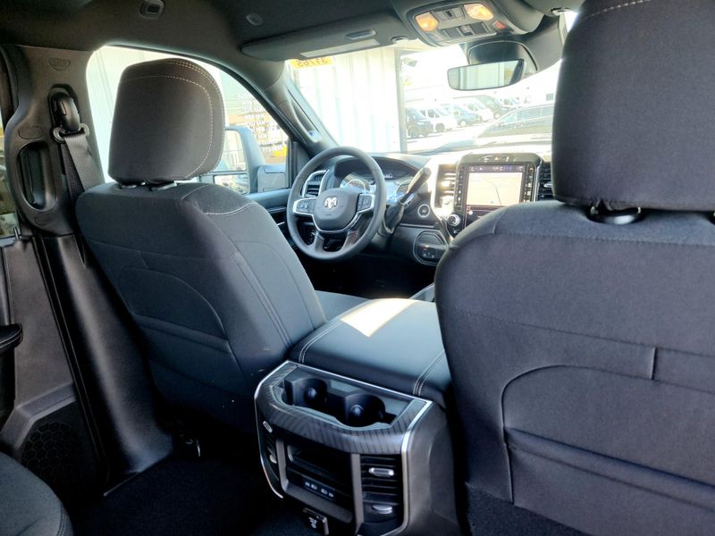 New 2027 RAM 2500 Big Horn Crew Cab 4x4 6'4' Box