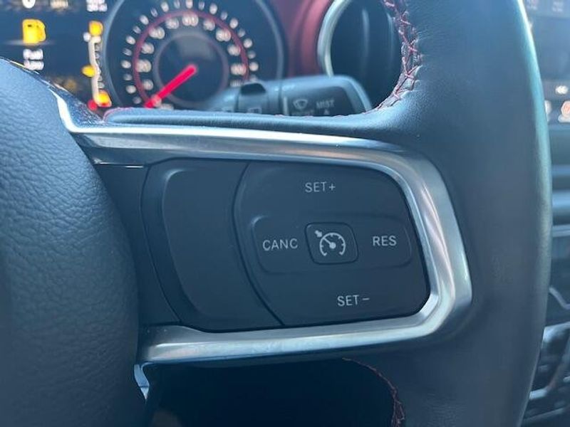 Used 2018 Jeep Wrangler Unlimited RubiconImage 15