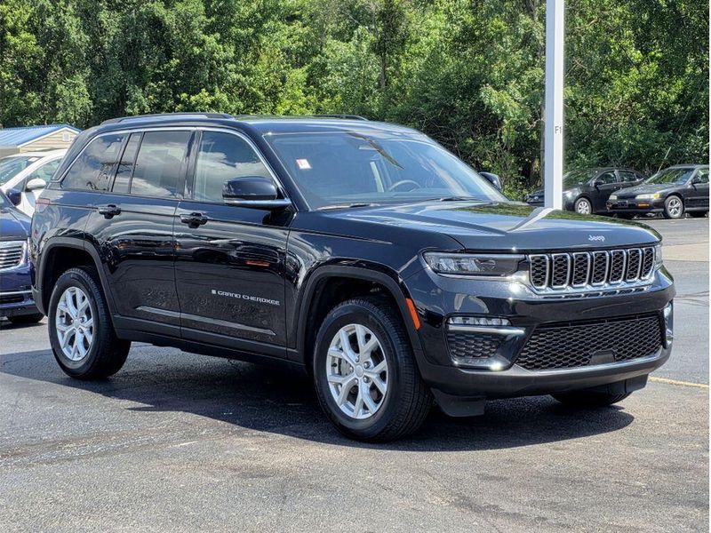 Used 2023 Jeep Grand Cherokee Limited