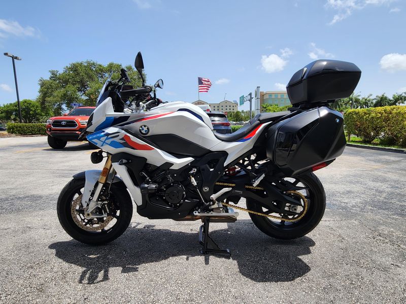 2023 BMW S 1000 XR Image 1