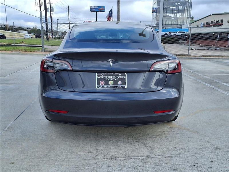 Used 2023 Tesla Model 3 BaseImage 8