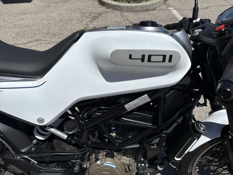 Used 2022 Husqvarna VITPILEN 401 Image 14