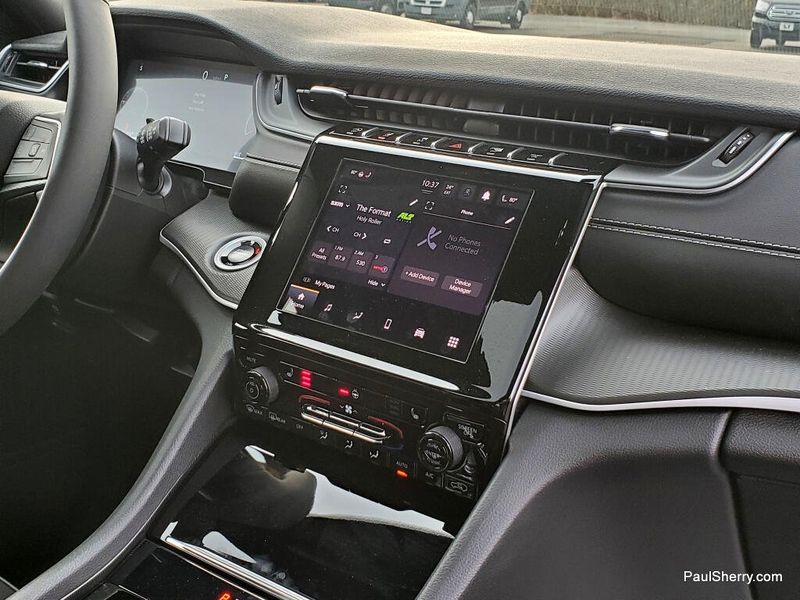 New 2025 Jeep Grand Cherokee L Altitude X 4x4