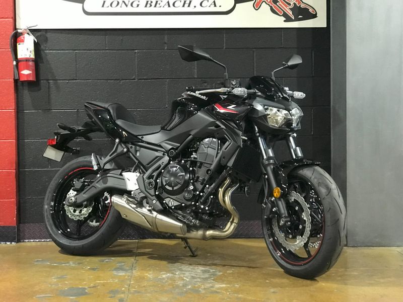 2025 Kawasaki Z650 Image 1