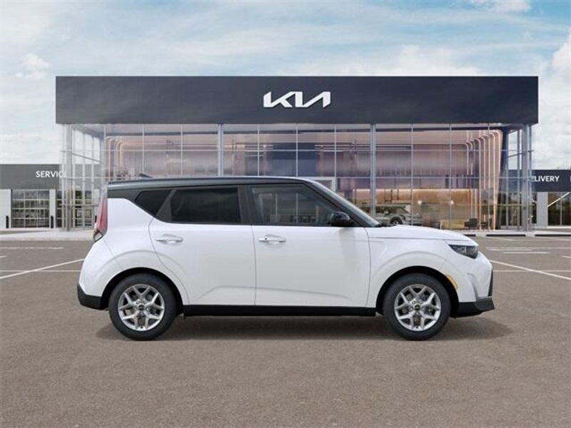 New 2025 Kia Soul SImage 7