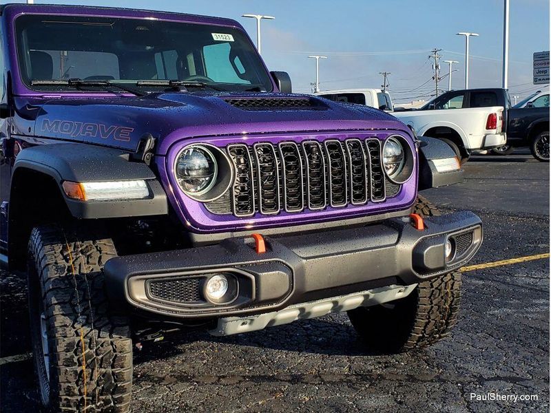 New 2026 Jeep Gladiator Mojave 4x4