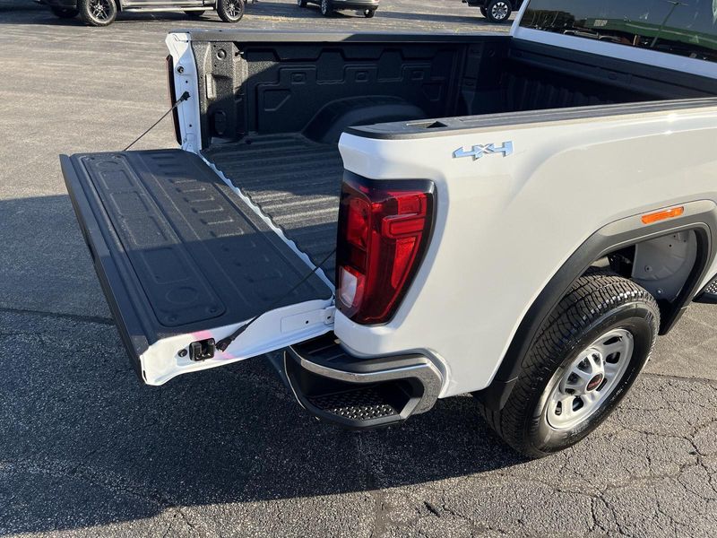 2026 Gmc Sierra HD Pro photo 41