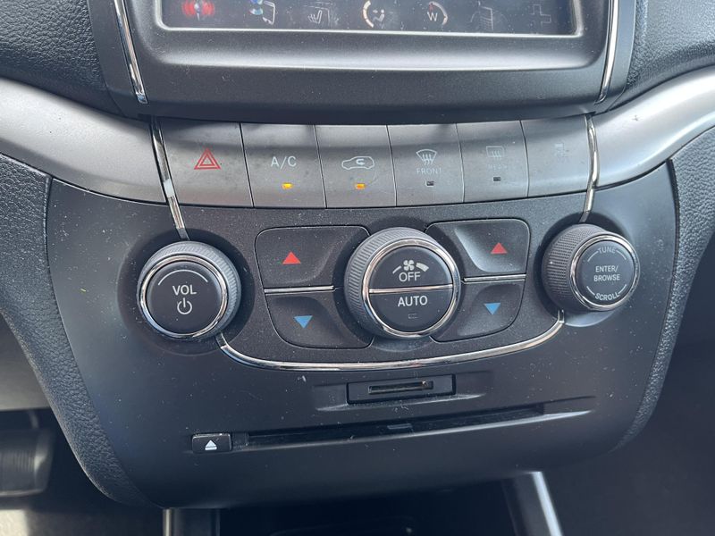 2016 Dodge Journey Image 6