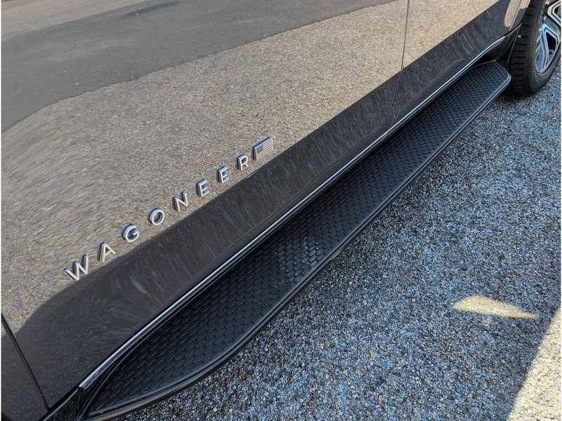 2024 Jeep Wagoneer L Series IIImage 10