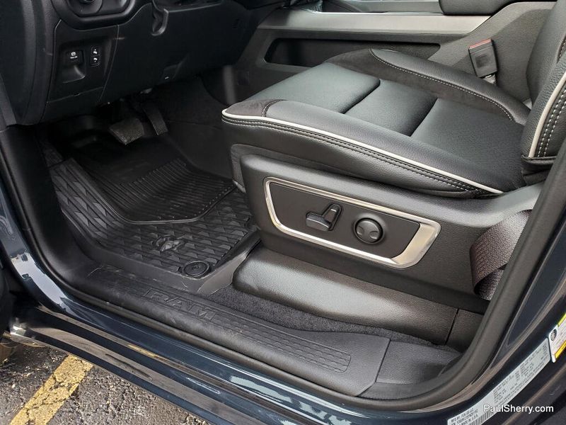 New 2026 RAM 1500 Laramie Crew Cab 4x4 5'7' Box