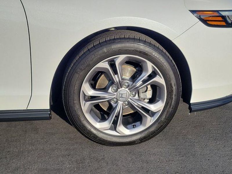 Used 2024 Honda Accord Sedan EX CVT