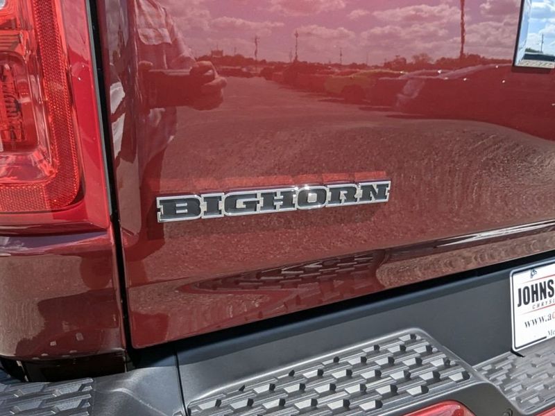 2025 RAM 1500 Big Horn Crew Cab 4x4 5