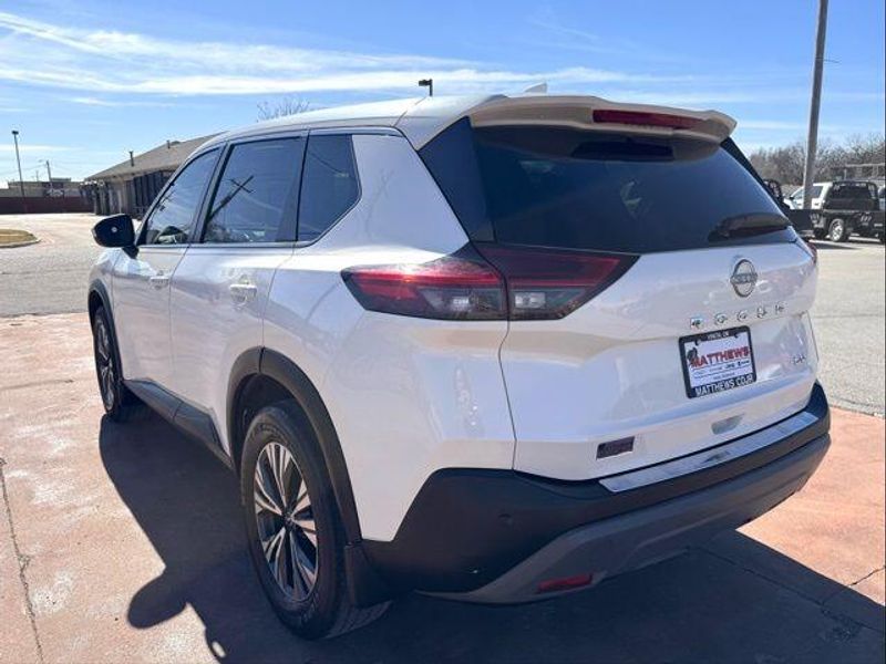 Used 2023 Nissan Rogue SVImage 7
