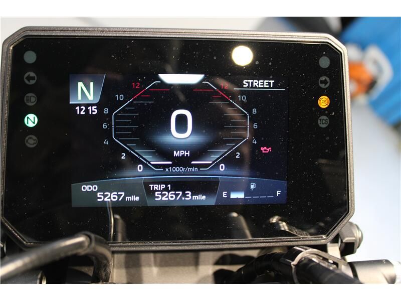 Used 2025 Yamaha MT-07 Image 5
