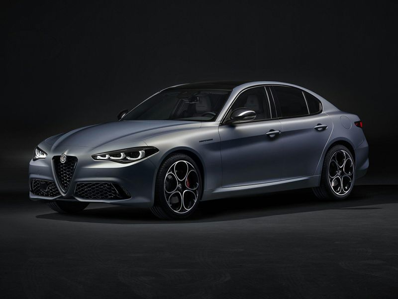 2024 Alfa Romeo Giulia Competizione Awd