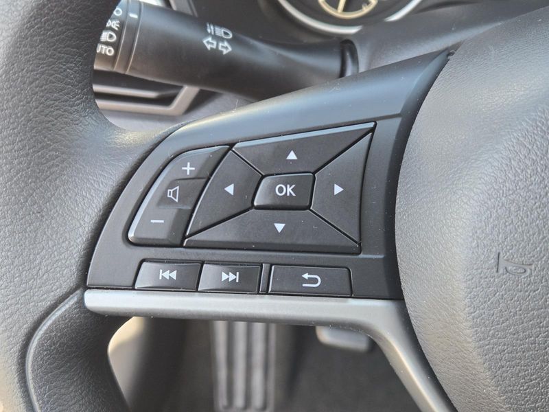 Used 2023 Nissan Altima 2.5 SV AWD Sedan