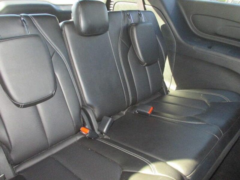 Used 2025 Chrysler Pacifica SelectImage 29