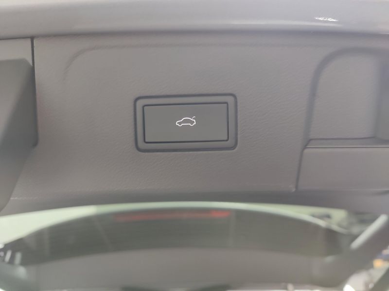 2025 Volkswagen Atlas SE AWD w/Technology PkgImage 15