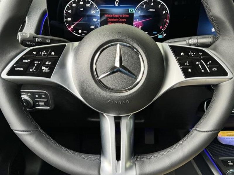 2024 Mercedes-Benz GLB 250Image 17