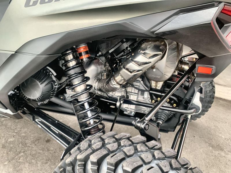 New 2026 Can-Am MAVERICK R MAX X RC WITH SMART-SHOX 999T DCT Image 11