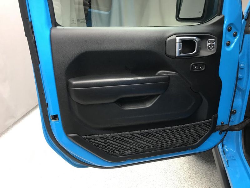 Used 2021 Jeep Wrangler Unlimited WillysImage 8