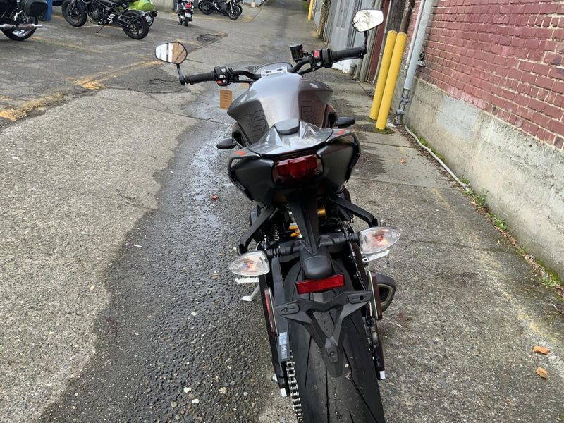 2025 Triumph STREET TRIPLE 765 RS 