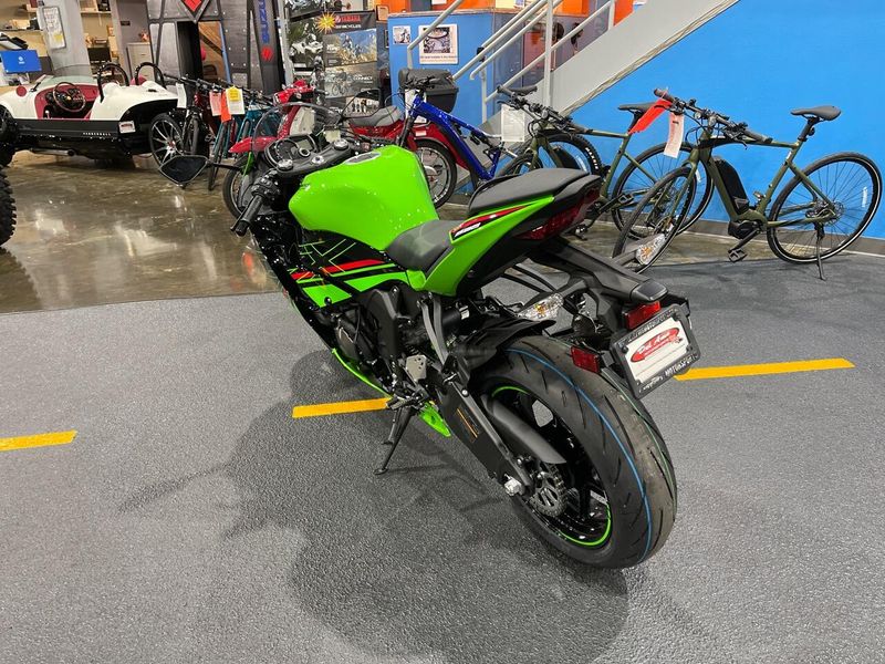2025 Kawasaki NINJA ZX-6R KRT EDITION ABS Image 12