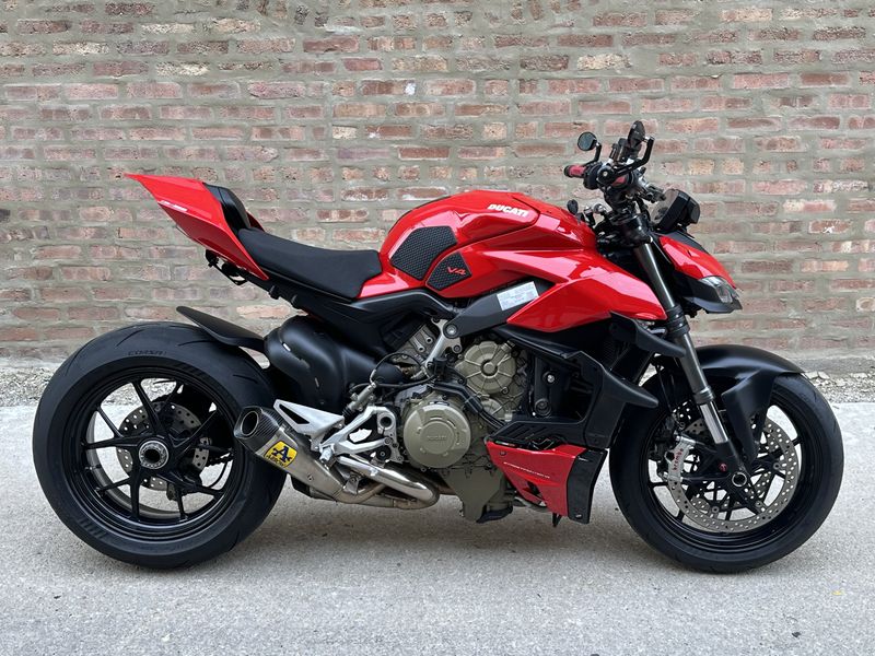 2021 Ducati Streetfighter V4  Image 1