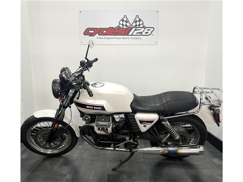 Used 2010 MOTO GUZZI V7 CLASSIC Image 3