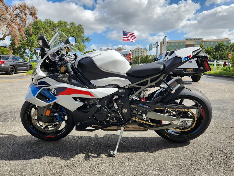 2025 BMW S 1000 RRImage 5