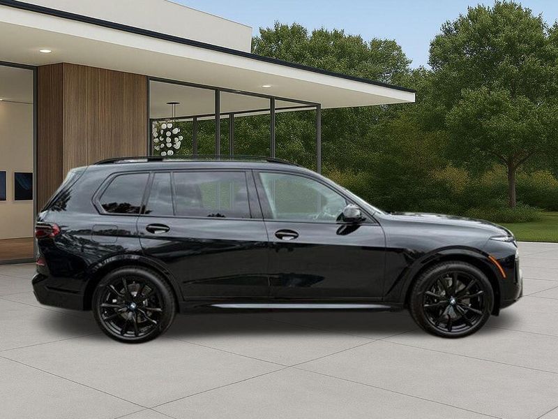 New 2026 BMW X7 xDrive40iImage 7