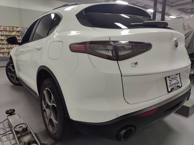 Used 2024 Alfa Romeo Stelvio AWD Sprint w/Sunroof/NavImage 12