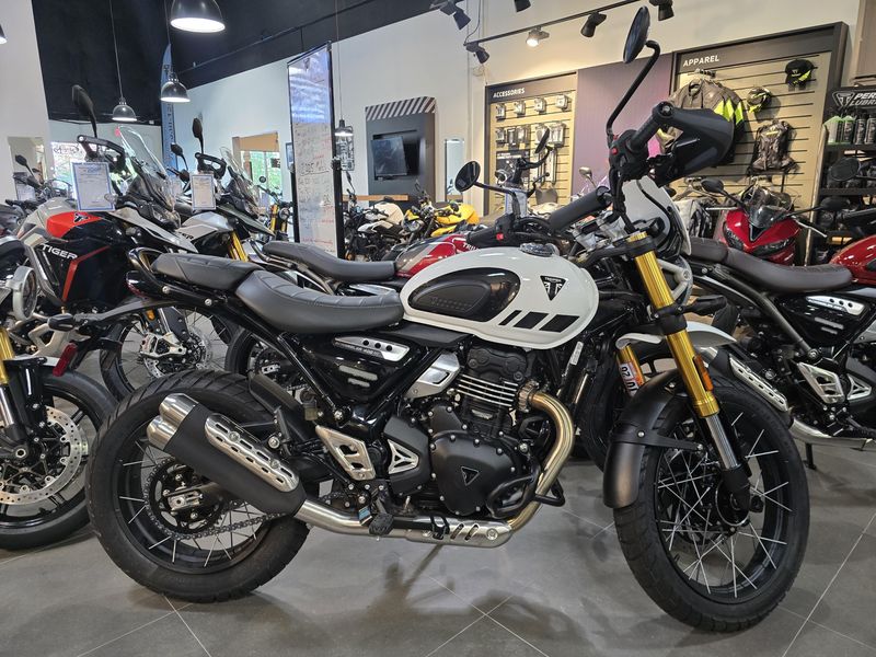 New 2026 Triumph Scrambler 400 XC Image 1