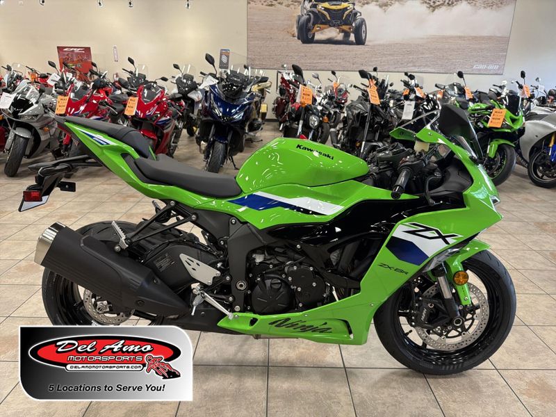 New 2026 Kawasaki NINJA ZX-6R ABS Image 1