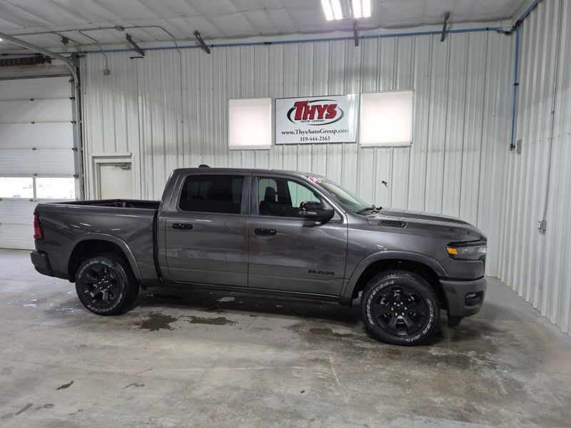 2025 RAM 1500 Big Horn Crew Cab 4x4 5