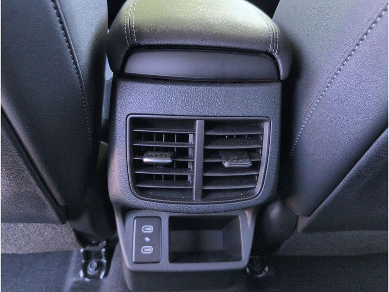 Used 2025 Kia Seltos SImage 33