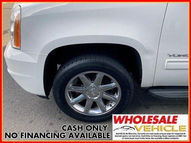 2012 GMC Yukon XL 1500 SLT 1500Image 4