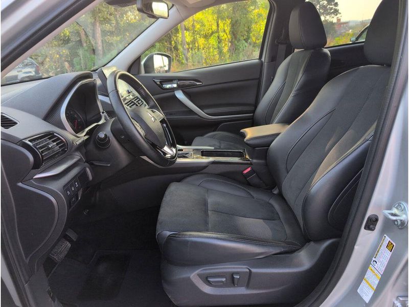 Used 2024 Mitsubishi Eclipse Cross Image 10